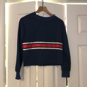 Cropped long sleeves